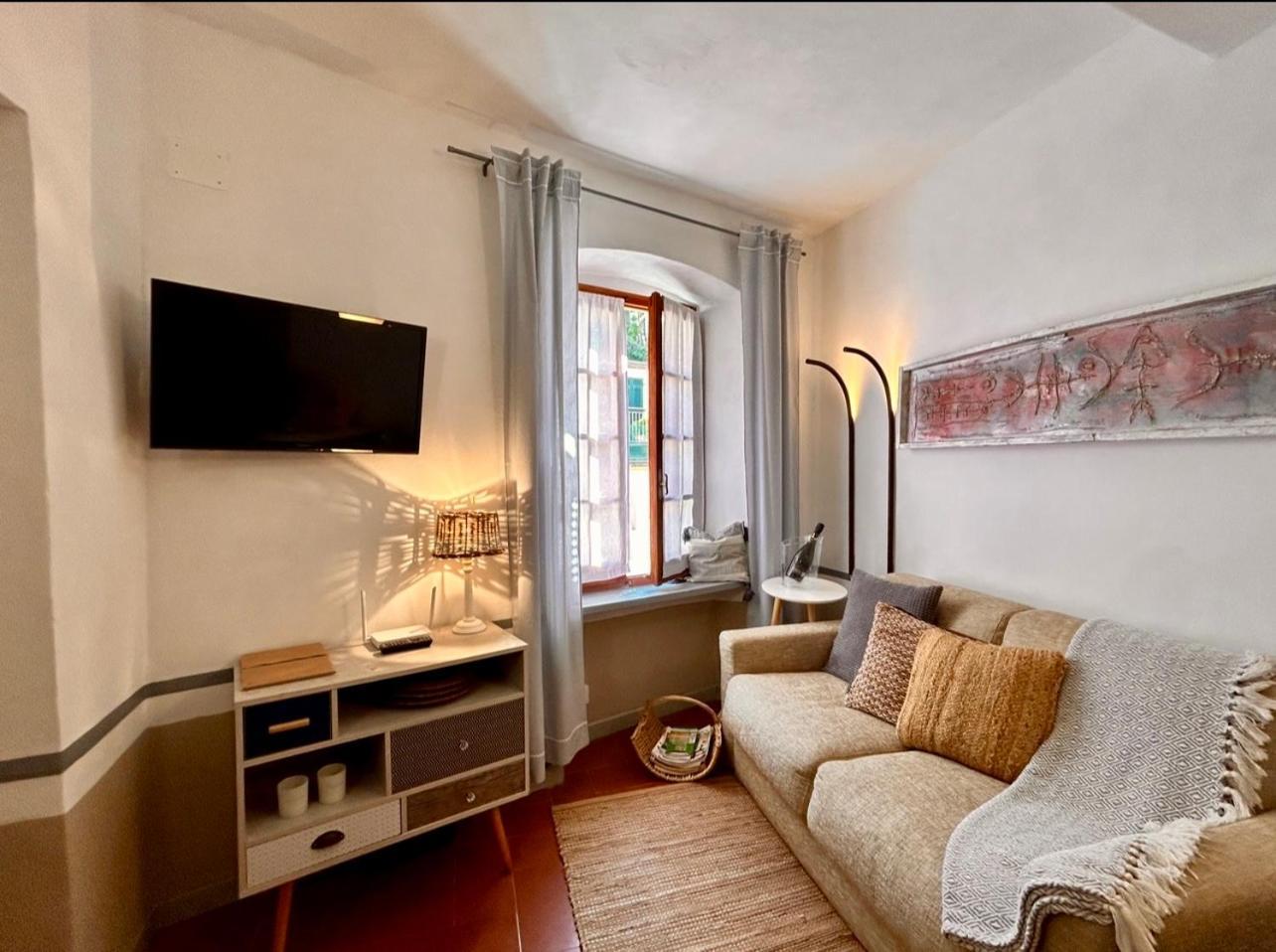 Compagnia Del Mare, Cinque Terre Full Apt X 2, Centro Storico,5 Minuti Dal Mare! 里奥马哲雷 外观 照片