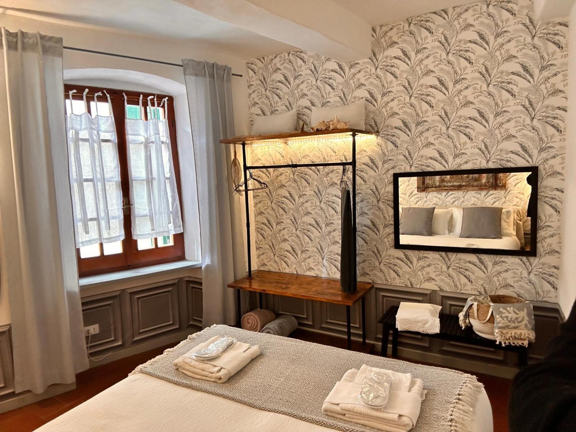 Compagnia Del Mare, Cinque Terre Full Apt X 2, Centro Storico,5 Minuti Dal Mare! 里奥马哲雷 外观 照片