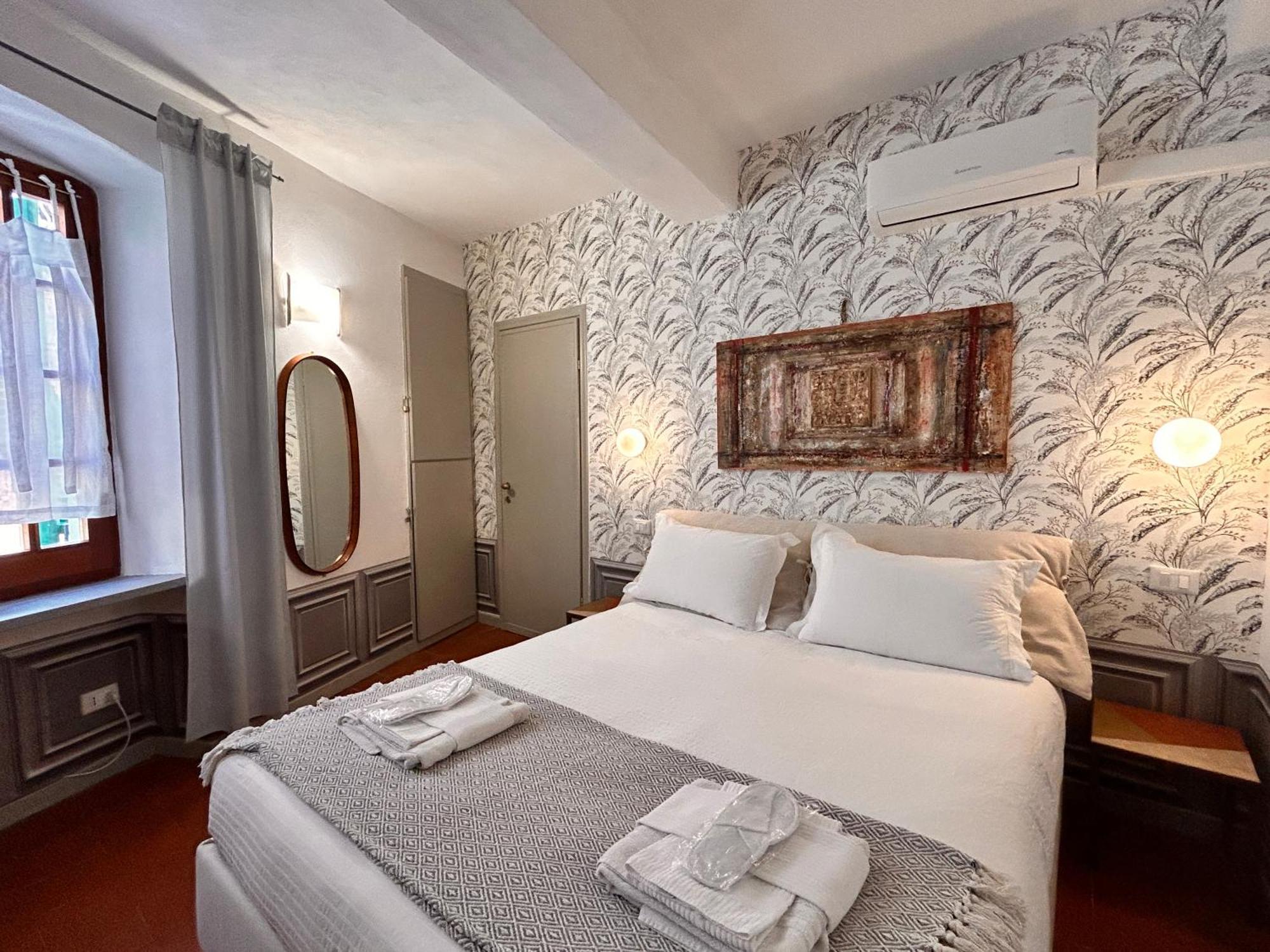Compagnia Del Mare, Cinque Terre Full Apt X 2, Centro Storico,5 Minuti Dal Mare! 里奥马哲雷 外观 照片